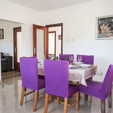 Holiday home Laura By Interhome *